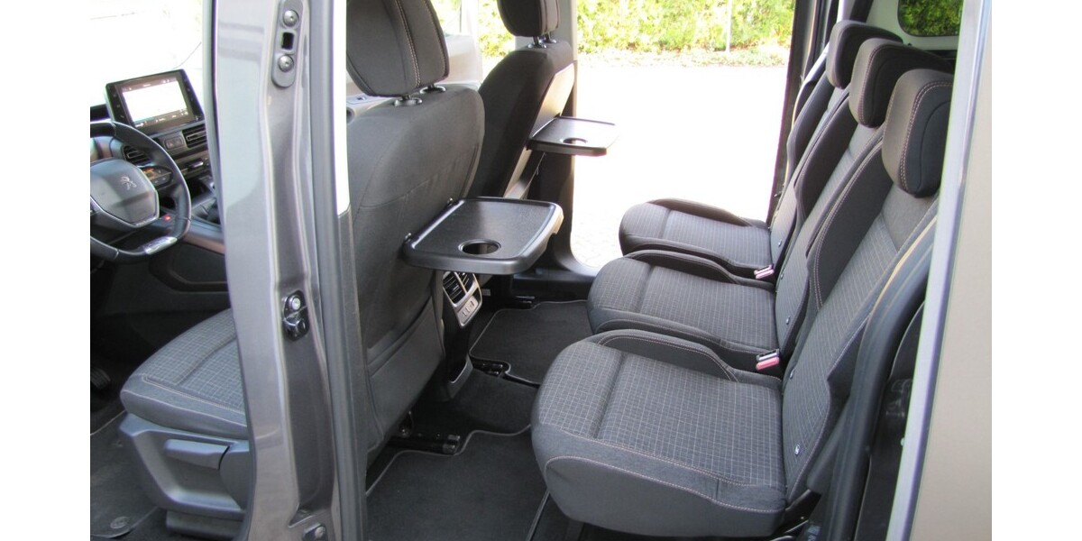 Peugeot Rifter GT-Line L2 53.975 km 19.990 &euro; Böhlen 04564