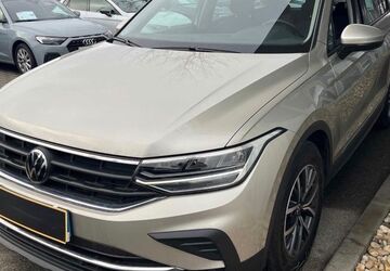 VW Tiguan 49.000 km 26.900 &euro; Zwenkau OT Löbschütz 04442