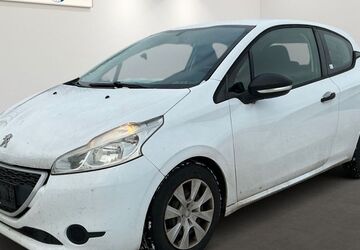 Peugeot 208 137.319 km 1.899 &euro; Brehna 06796