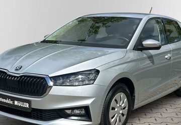 Skoda Fabia 17.080 km 17.290 &euro; Leipzig 04328