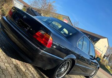 BMW 728 254.000 km 5.500 &euro; Leuna 06237
