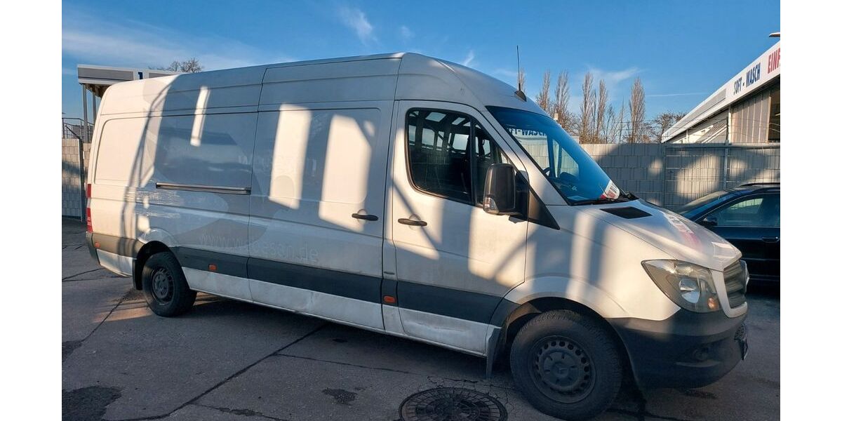Mercedes-Benz Sprinter 187.268 km 15.999 &euro; Leipzig 04328