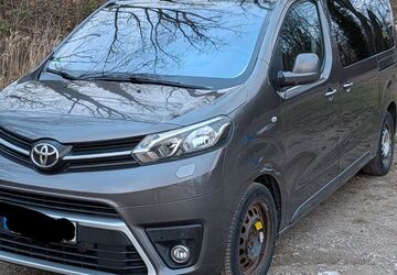 Toyota Proace (Verso) 162.500 km 22.500 &euro; Markranstädt 04420