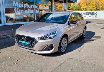 Hyundai i30 45.358 km 15.950 &euro; Leipzig 04289