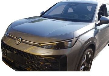 VW T-Roc 7.763 km 33.730 &euro; Leipzig 04178