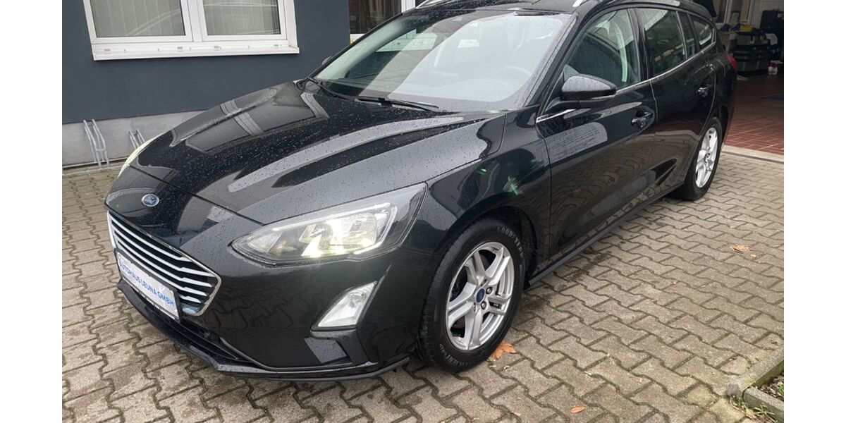 Ford Focus 76.998 km 17.599 &euro; Leuna 06237