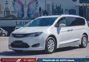 Chrysler Pacifica 163.000 km 16.999 &euro; Leipzig 04179