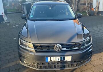 VW Tiguan 108.000 km 19.499 &euro; Böhlen 04564