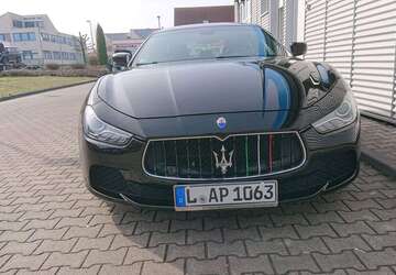 Maserati Ghibli 86.000 km 29.900 &euro; Leipzig 04158