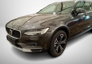 Volvo V90 Cross Country 15.000 km 55.000 &euro; Leipzig 04319