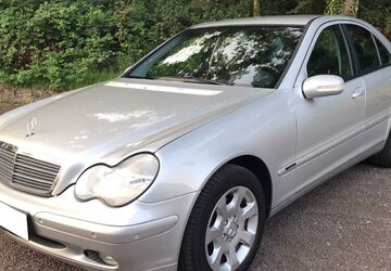 Mercedes-Benz C 200 120.800 km 5.900 &euro; Leipzig 04159