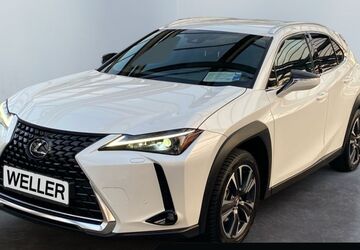 Lexus UX 26.398 km 31.490 &euro; Leipzig 04178