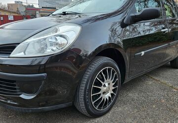 Renault Clio 145.300 km 3.690 &euro; Markkleeberg 04416