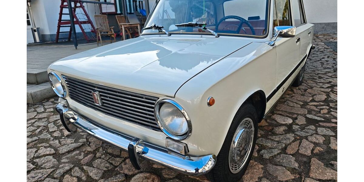 Lada 2107 99.000 km 9.800 &euro; Leipzig 04319