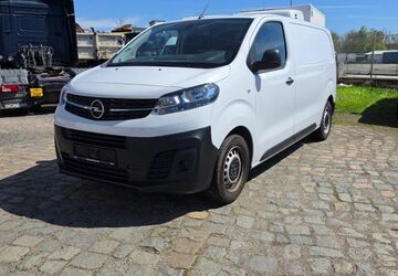 Opel Vivaro 93.200 km 14.875 &euro; Taucha 04425