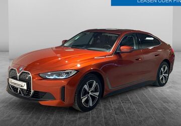 BMW i4 16.624 km 37.903 &euro; Leipzig 04103