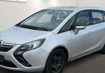 Opel Zafira Tourer 281.203 km 3.199 &euro; Brehna 06796
