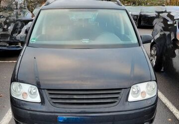 VW Touran 98.000 km 3.450 &euro; Glebitzsch 06794