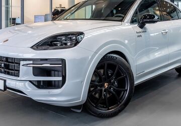 Porsche Cayenne 8.900 km 117.800 &euro; Leipzig 04356
