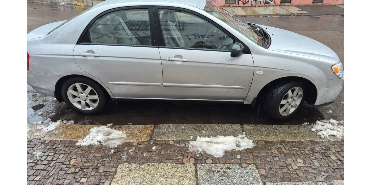 Kia Cerato 35.630 km 2.699 &euro; Leipzig 04277