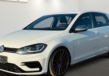 VW Golf 147.441 km 18.499 &euro; Brehna 06796