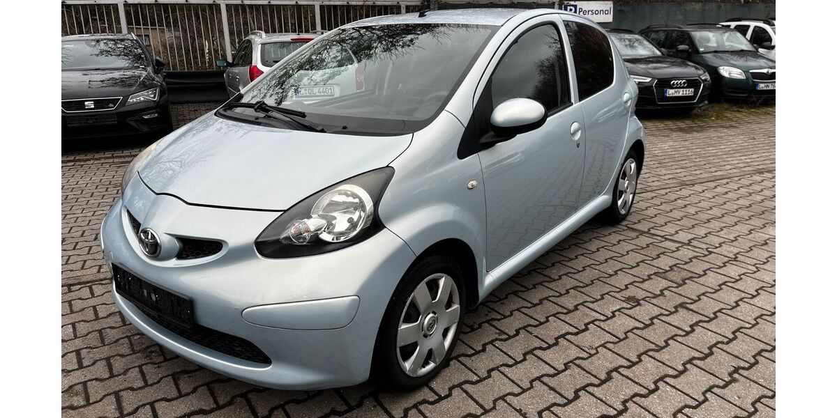 Toyota Aygo (X) 147.000 km 2.200 &euro; Leipzig 04328