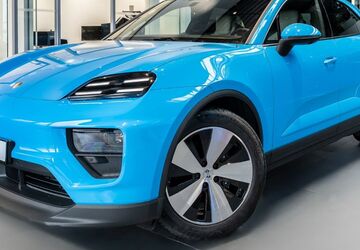 Porsche Macan 8.900 km 83.800 &euro; Leipzig 04356