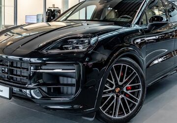 Porsche Cayenne 12.000 km 128.800 &euro; Leipzig 04356