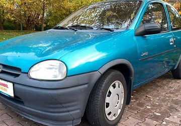 Opel Corsa 80.000 km 1.199 &euro; Borna 04552