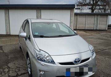 Toyota Prius 63.000 km 9.599 &euro; Leipzig 04229