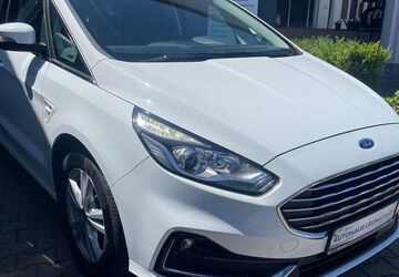 Ford S-Max 76.998 km 26.899 &euro; Leuna 06237