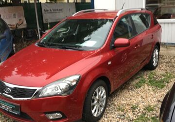 Kia ceed Sportswagon 111.400 km 5.499 &euro; leipzig 04155