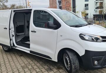 Toyota Proace (Verso) 40.000 km 15.890 &euro; Leipzig 04249