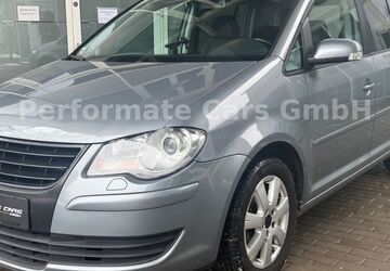 VW Touran 197.199 km 3.569 &euro; Leipzig 04129