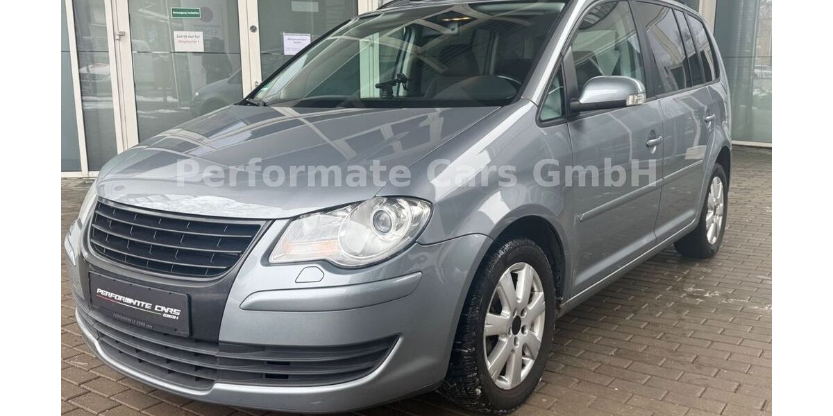 VW Touran 197.199 km 3.569 &euro; Leipzig 04129