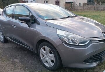Renault Clio 120.000 km 5.999 &euro; Leipzig 04288