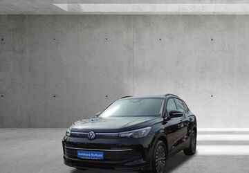 VW Tiguan 8.742 km 36.900 &euro; Leipzig 04288