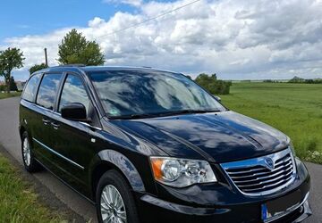 Lancia Voyager 200.000 km 11.499 &euro; Grimma 04668