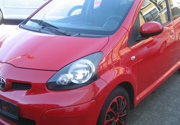 Toyota Aygo (X) 82.000 km 3.690 &euro; Leipzig 04328