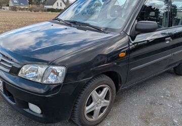 Mazda Demio 124.700 km 1.549 &euro; Taucha 04425