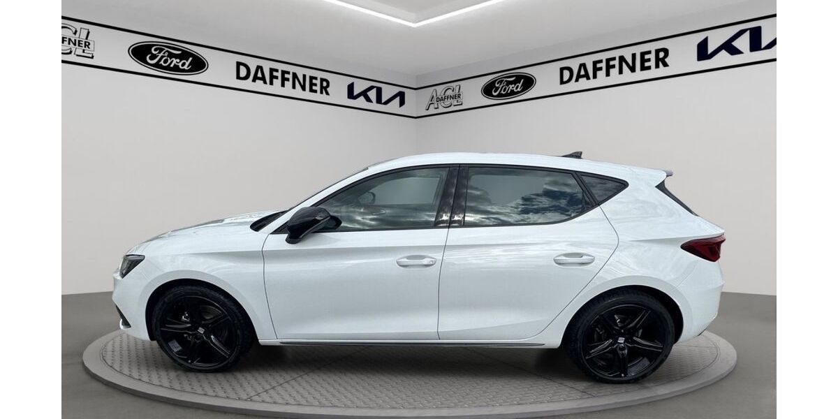 Seat Leon 1.500 km 26.480 &euro; Leipzig 04179