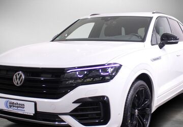 VW Touareg 34.334 km 89.887 &euro; Brandis 04821