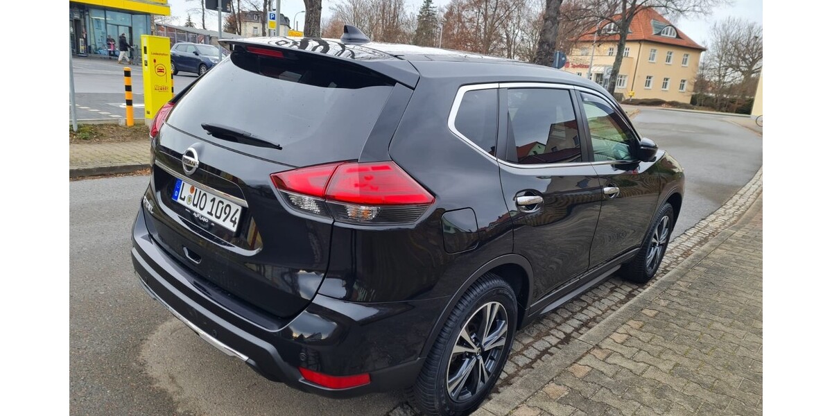 Nissan X-Trail 68.500 km 27.000 &euro; Borna 04552