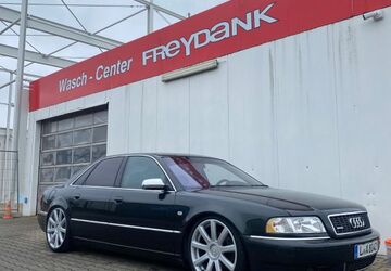 Audi A8 318.000 km 12.999 &euro; Markranstädt 04420