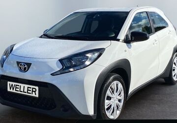 Toyota Aygo (X) 25.424 km 12.990 &euro; Leipzig 04178