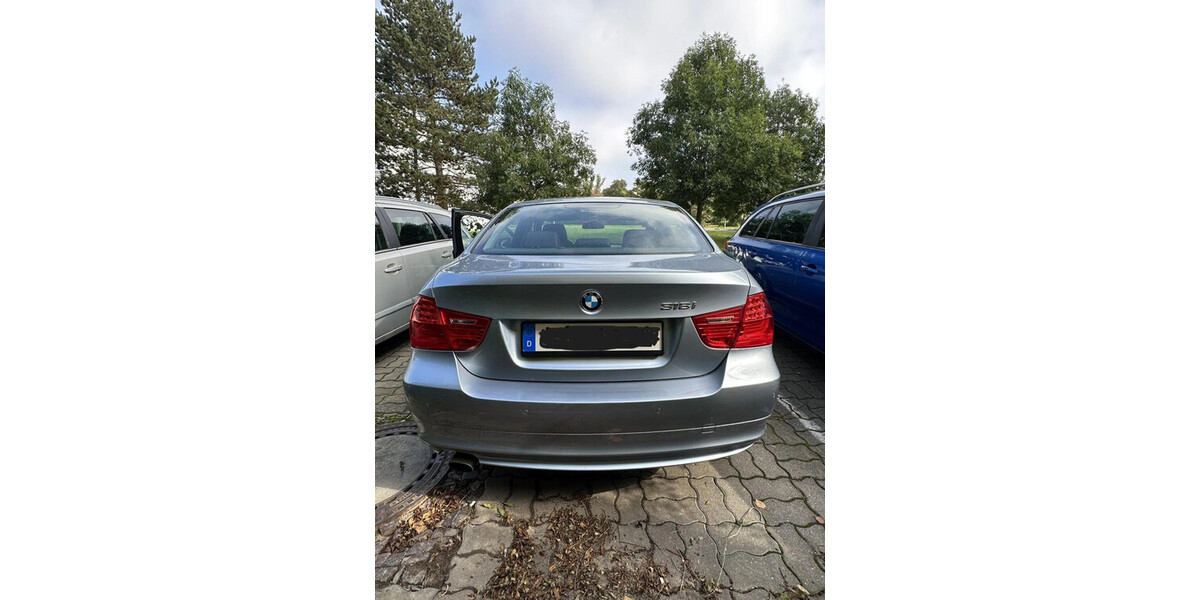BMW 318 150.000 km 5.000 &euro; Leipzig 04109
