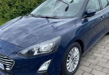Ford Focus 39.998 km 16.799 &euro; Leuna 06237