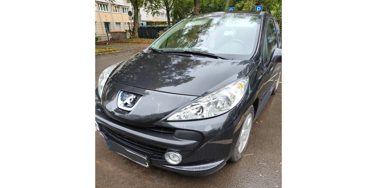 Peugeot 207 108.000 km 3.200 &euro; Leipzig 04109