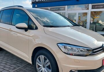 VW Touran 107.000 km 22.499 &euro; Leipzig 04328