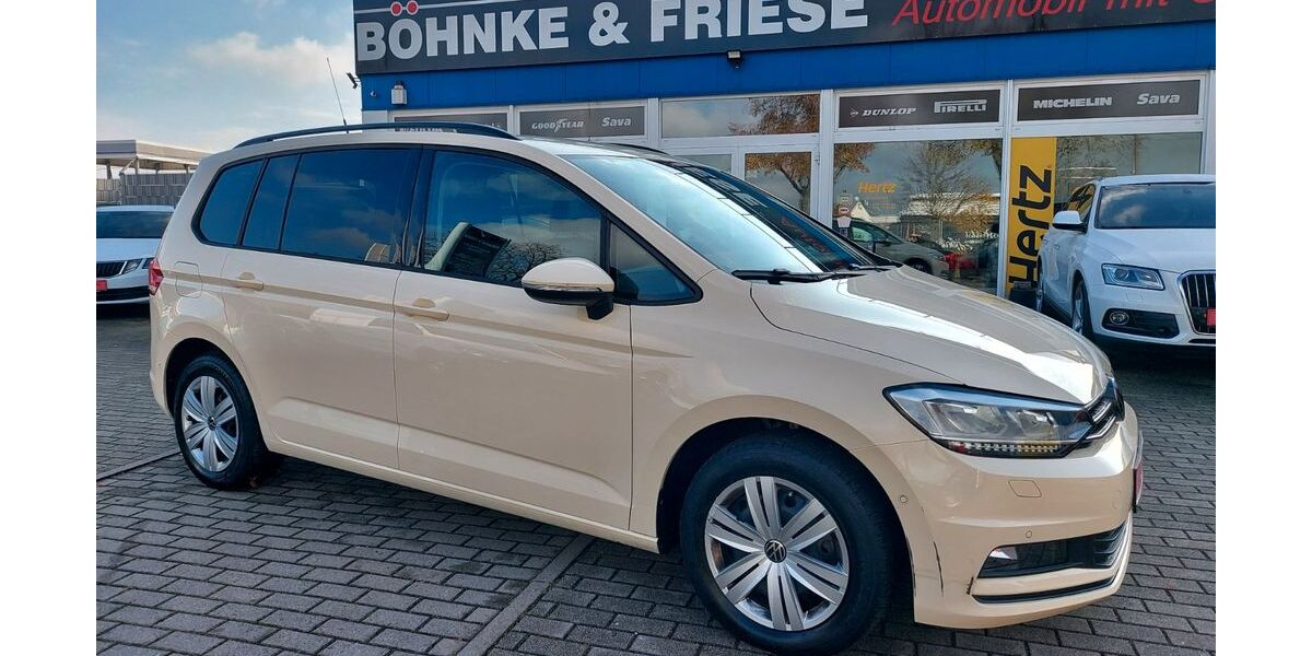 VW Touran 107.000 km 22.499 &euro; Leipzig 04328